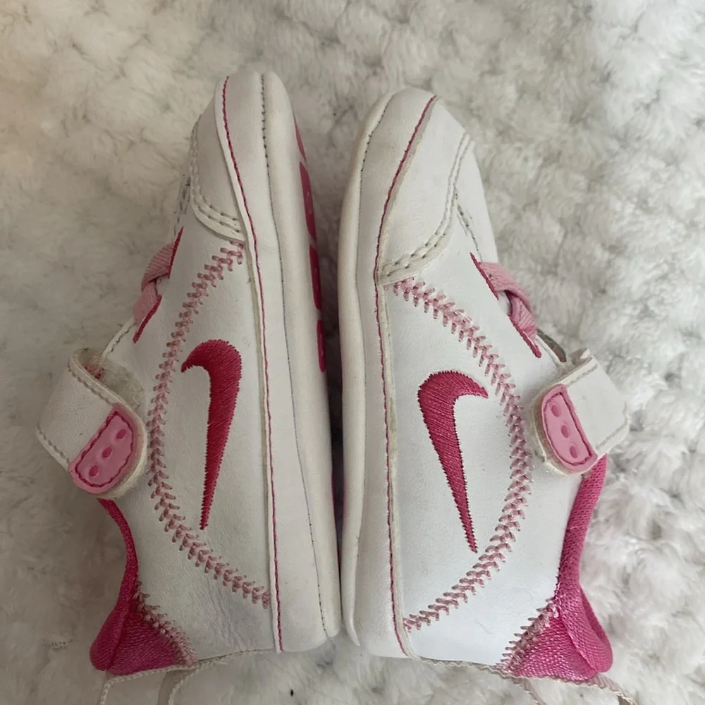 Nike baby girls shoes